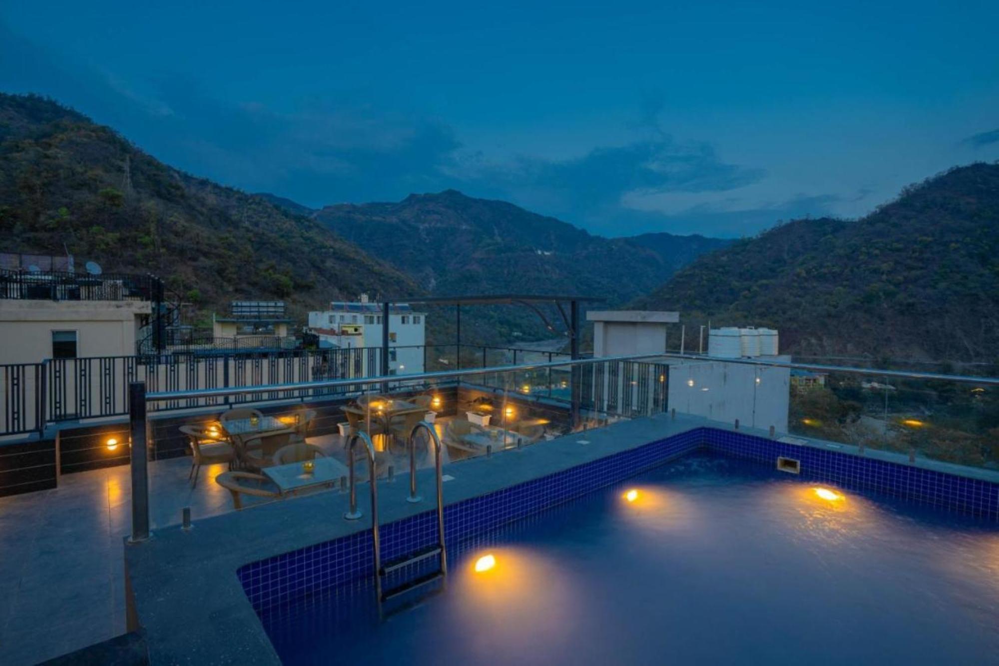 רישיקש Perfectstayz Heritage Near Neem Beach מראה חיצוני תמונה